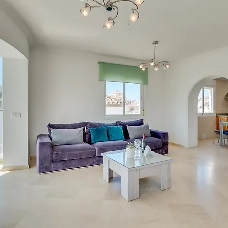 Chic Uurban Oasis In