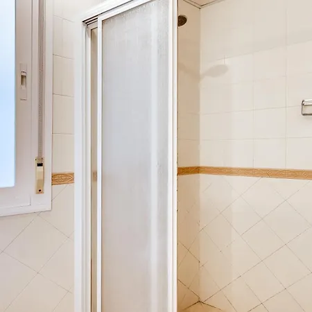 Chic Uurban Oasis In Apartment Estepona