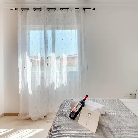 Chic Uurban Oasis In