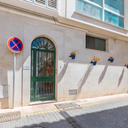 Chic Uurban Oasis In Διαμέρισμα