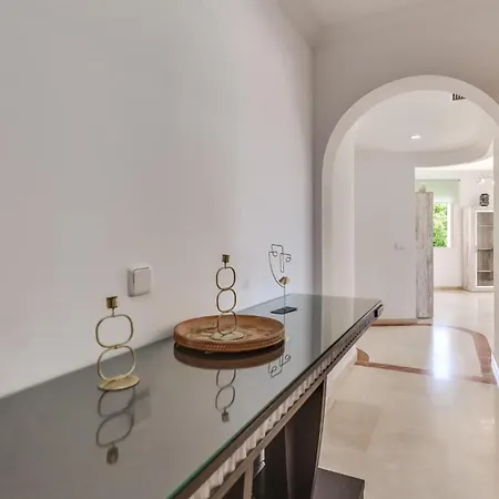 Chic Uurban Oasis In Apartment Estepona