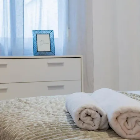 Apartment Chic Uurban Oasis In Estepona