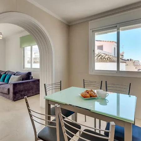 Chic Uurban Oasis In * Estepona